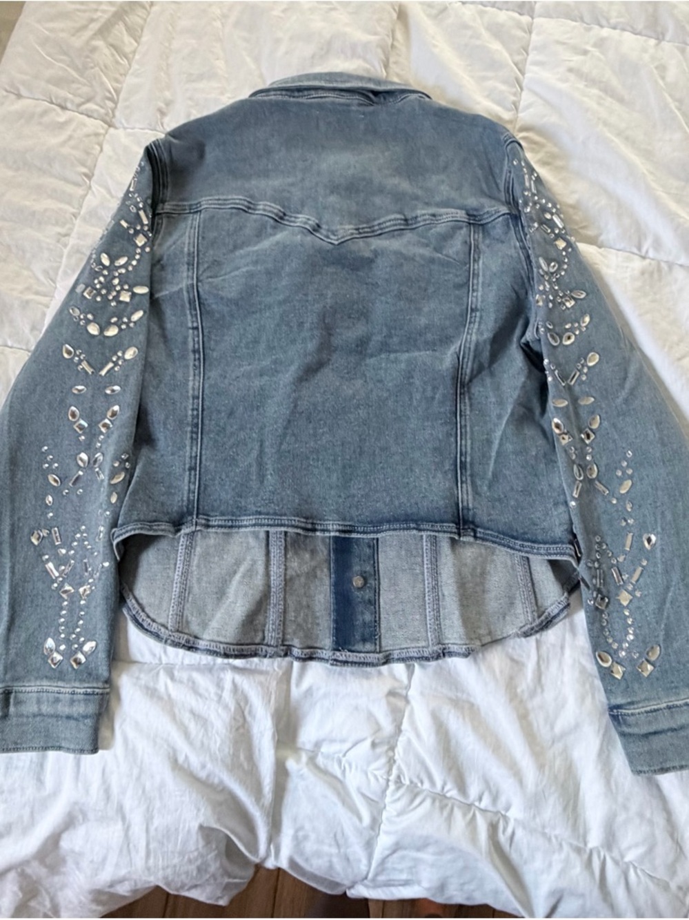 Good American Light Blue Denim Jacket with Logo Tag - Picture 9 of 9